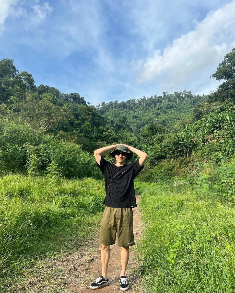 mix and match short pants ala Bright Rapheephong