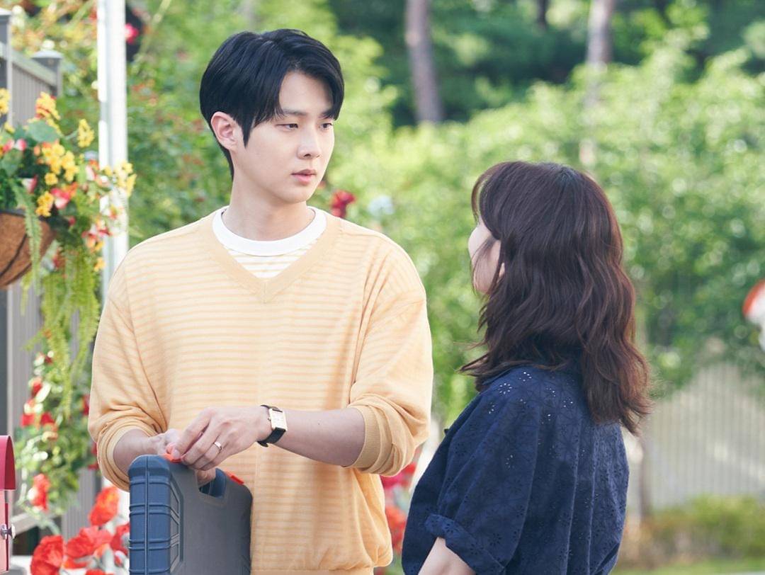 Jung So Min dan Choi Woo Sik di drakor Would You Marry Me 