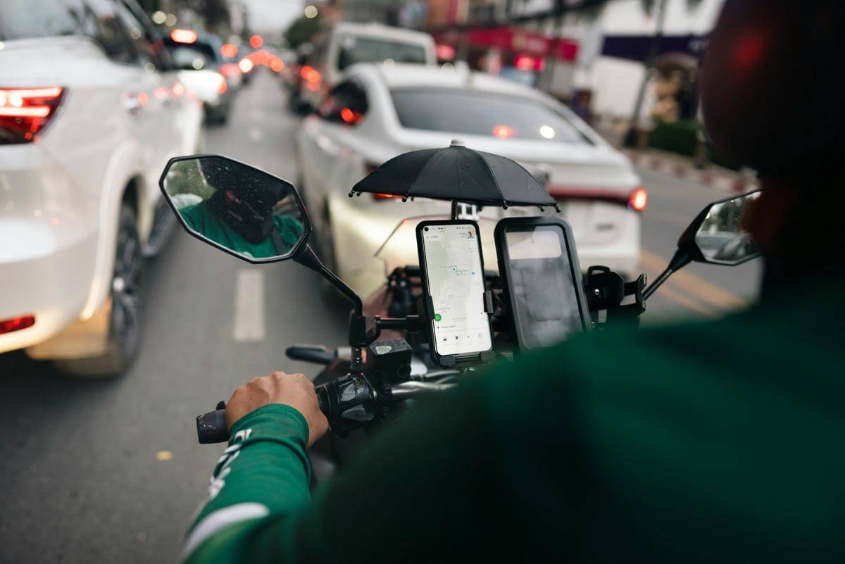 ilustrasi driver ojek online