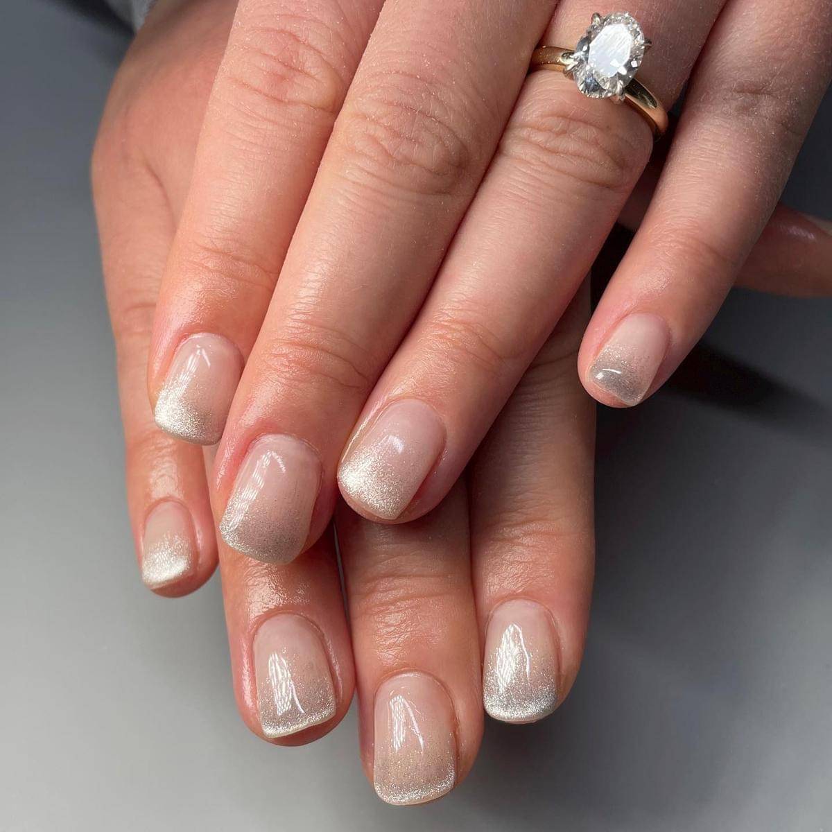 Ide nail art micro French