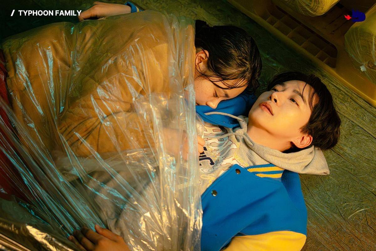 Oh Mi Seon (Kim Min Ha) dan Kang Tae Poong (Lee Jun Ho) dalam drakor Typhoon Family