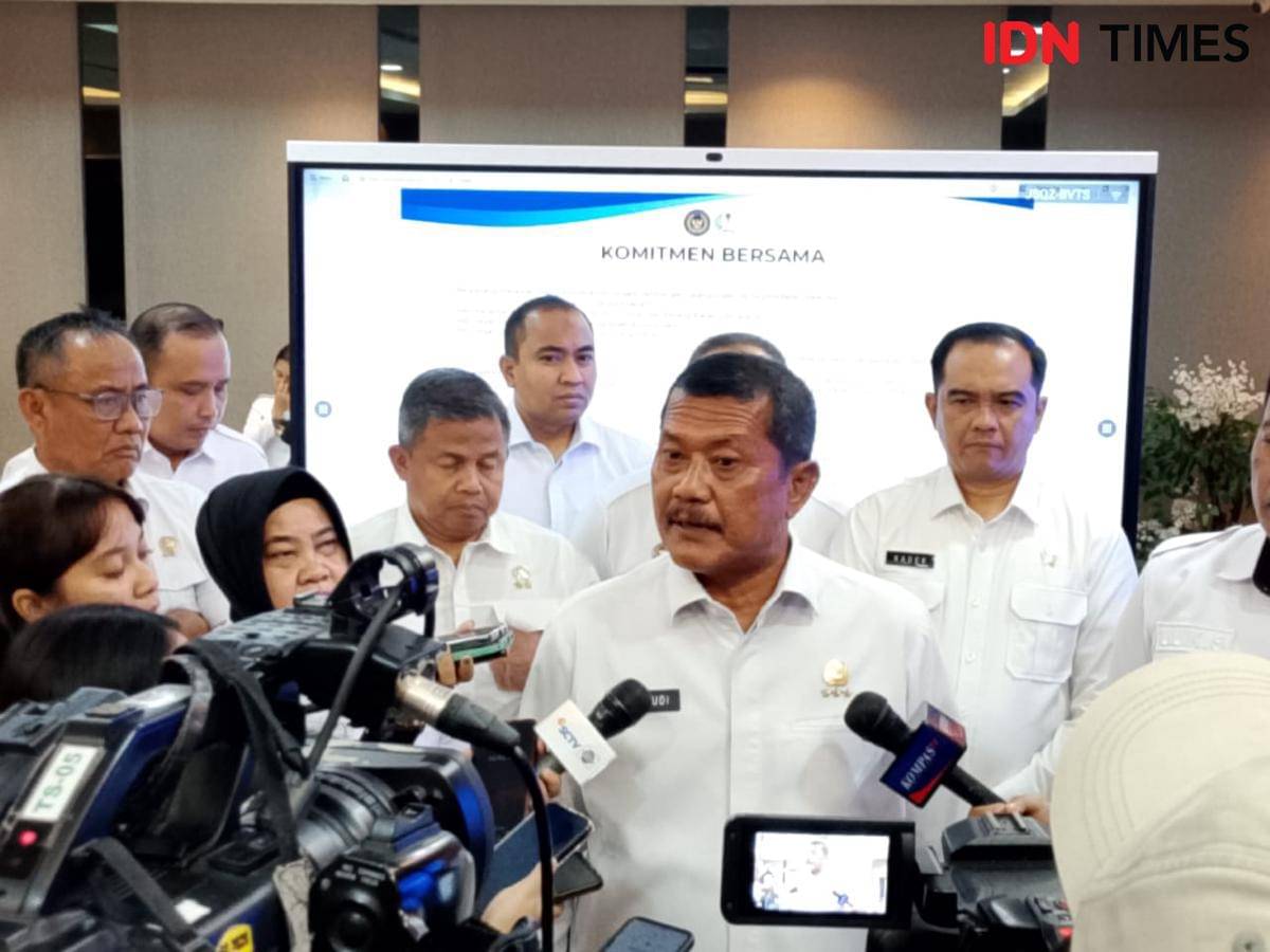 Direktur Jenderal Pemasyarakatan (Dirjenpas) Mashudi di kantor Ditjenpas, Jakarta Pusat, Senin (20/10/2025). (IDN Times/Lia Hutasoit)