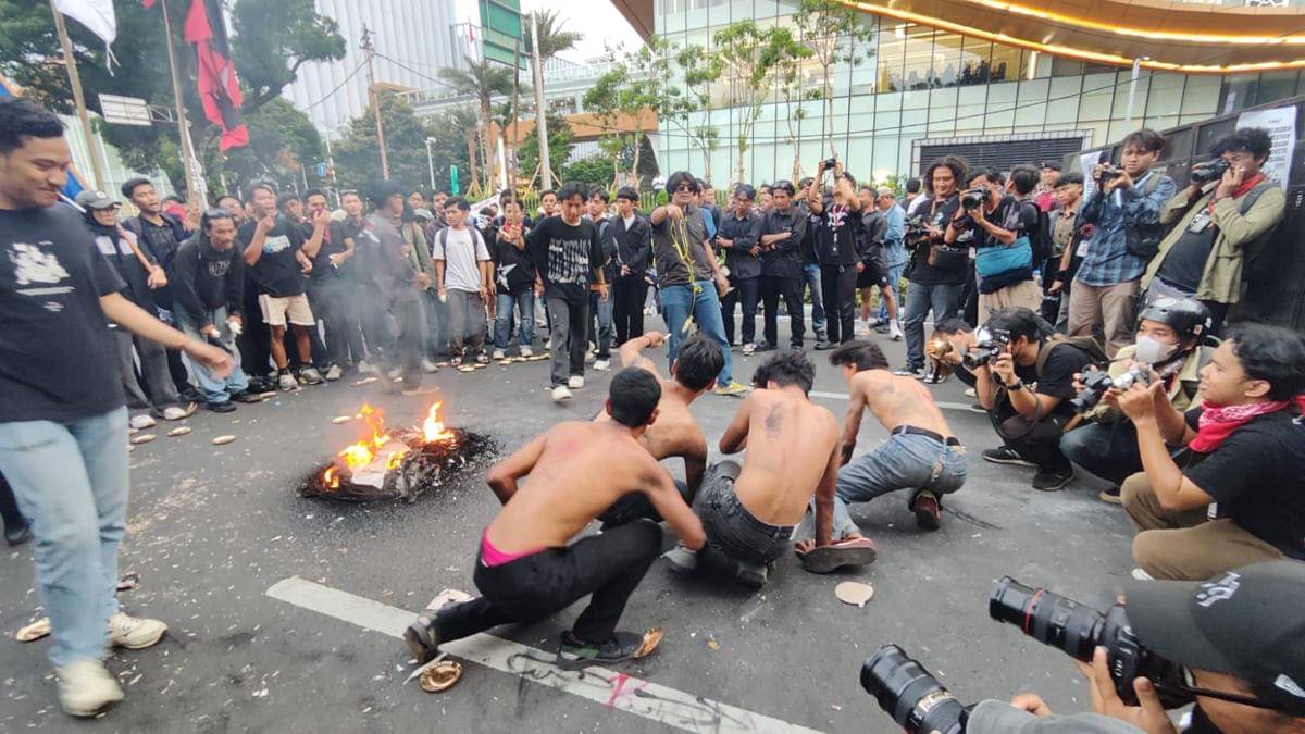 WhatsApp Image 2025-10-20 at 17.46.53 (2).jpeg