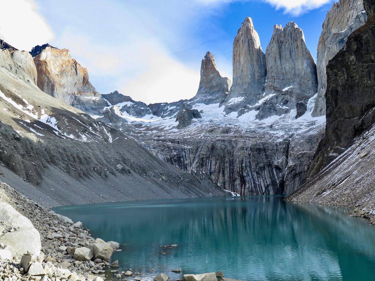 Potret jalur pendakian di Torres del Paine, National Park in Patagonia, Chili