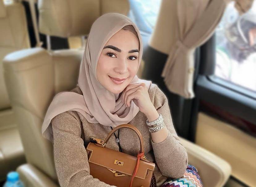 potret Erin Taulany