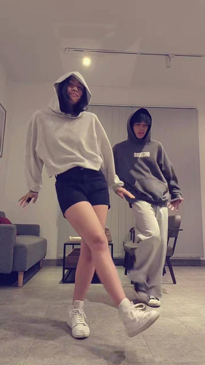 Daniella Tumiwa, pemeran Karmen di film Rangga & Cinta