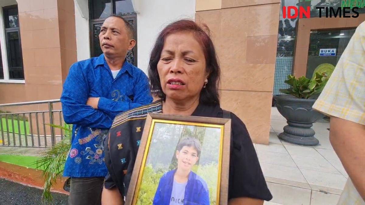 Lenny Damanik selaku ibu kandung MHS (IDN Times/Eko Agus Herianto)
