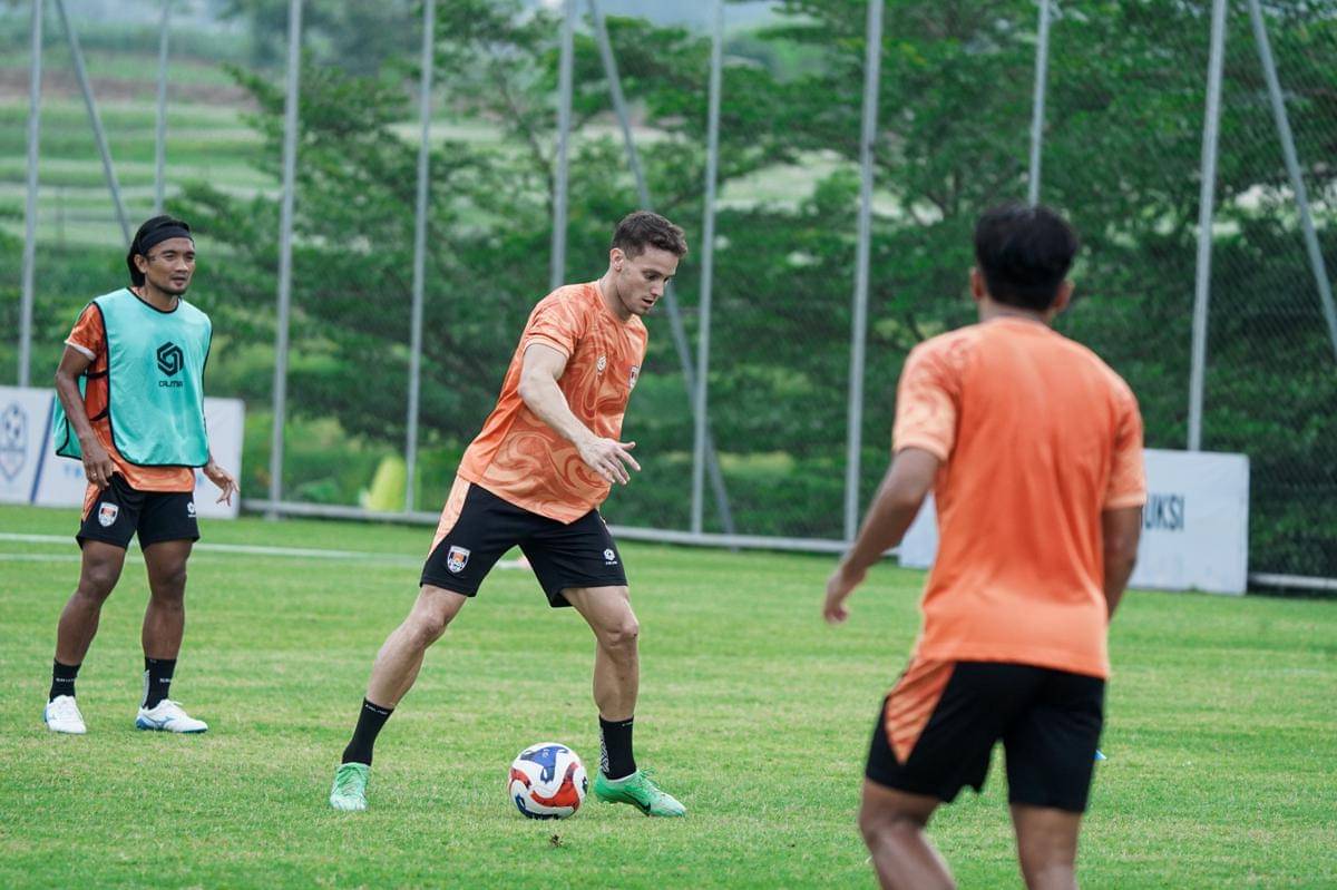 Kendal Tornado FC, patrick cruz