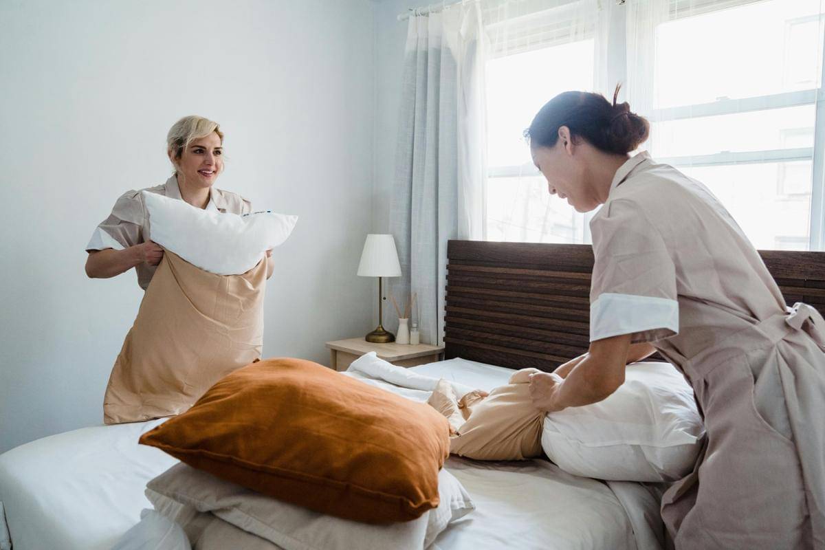 Ilustrasi housekeeper hotel