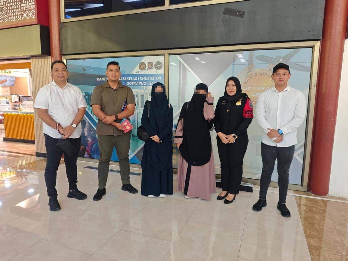 Keduanya tinggal di Kabupaten Magetan dan sudah overstay lebih dari 60 hari. IDN Times/Istimewa.