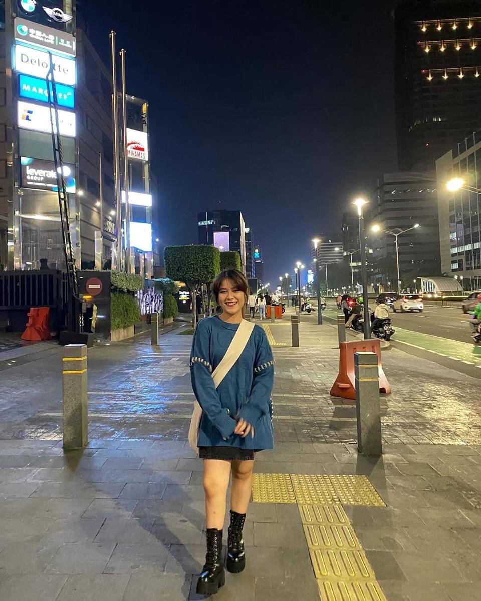 outfit skena ala Ashira Zamita