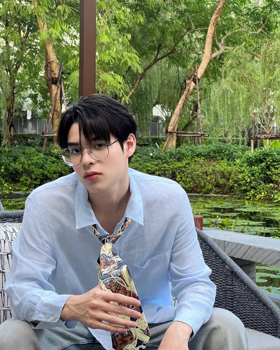 OOTD Pakai Dasi ala Poon Mitpakdee