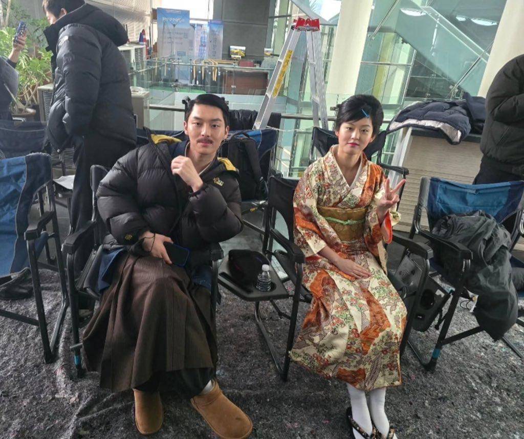 Choi Hyun Wook dan Lee Yeon di balik layar Good News