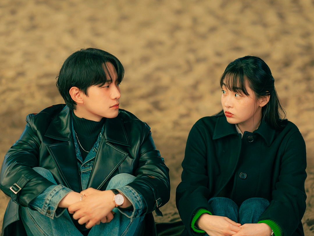 Lee Junho dan Kim Min Ha di Typhoon Family