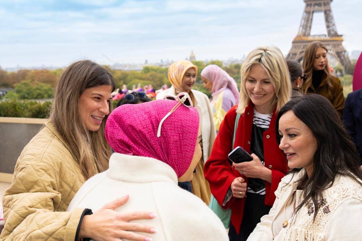 Buttonscarves Paris Takeover