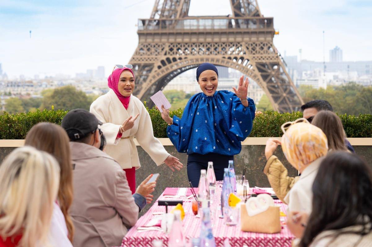 Buttonscarves Paris Takeover