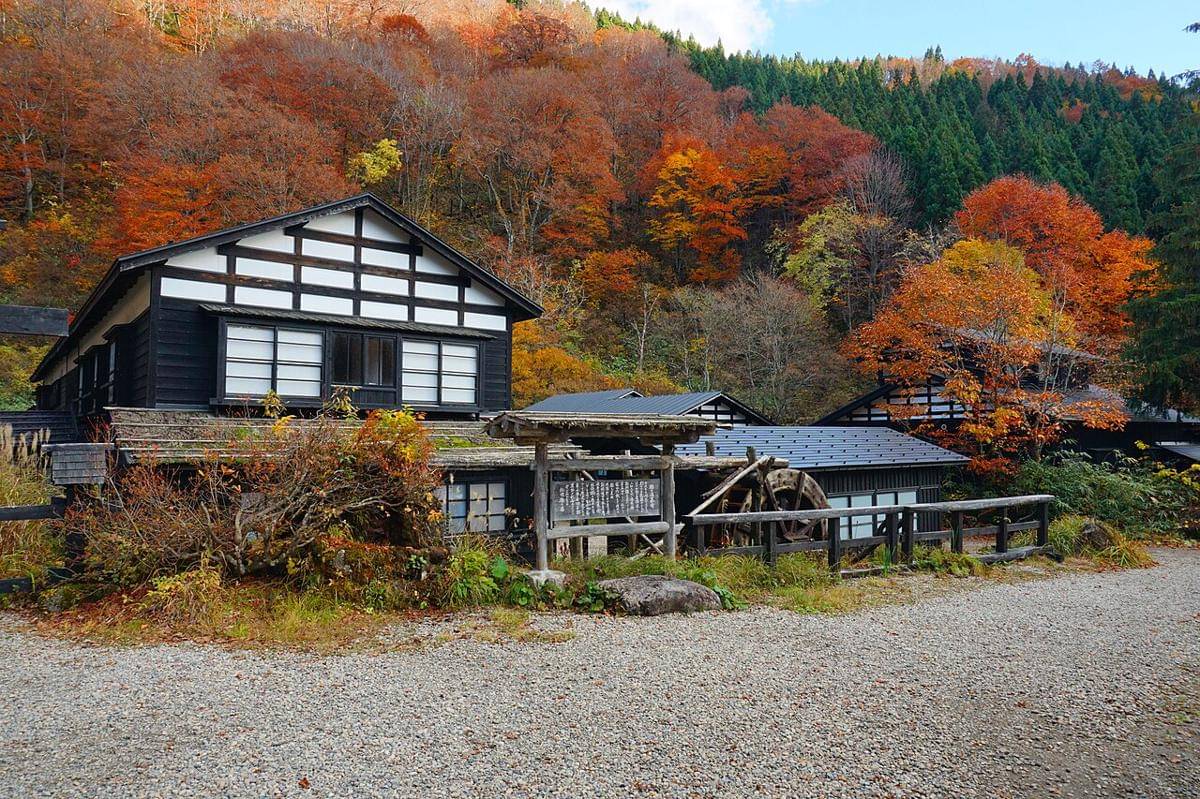 ilustrasi onsen di Jepang