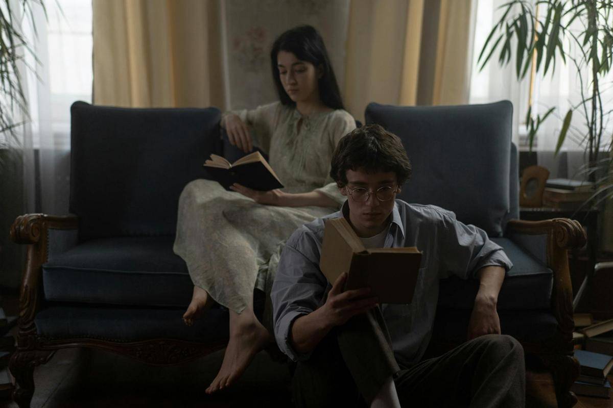 ilustrasi pasangan nerdy