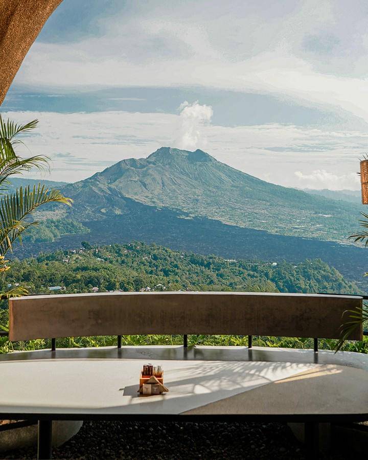 Okuta Bali