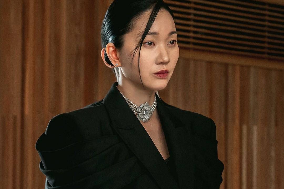 still cuts drama Ms. Incognito