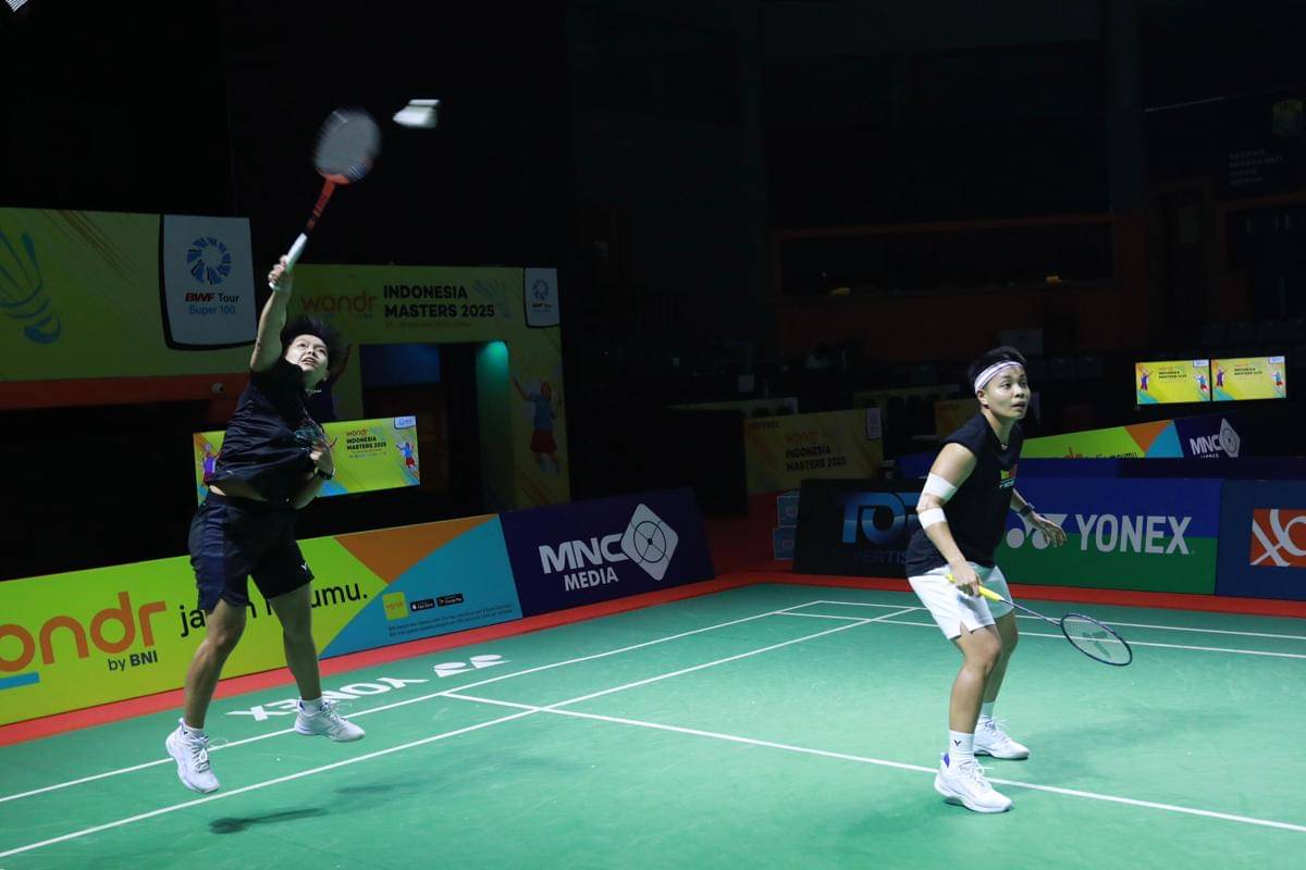 Pasangan Apriyani Rahayu/Siti Fadia berlatih di GOR PBSI Sumut jelang Indonesia Masters 2025 BWF Super 100 (dok.PBSI) 