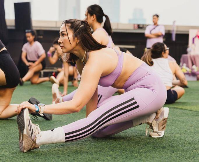 Sejumlah perempuan mengenakan busana legging Optimé Adidas. (Dok. Adidas)