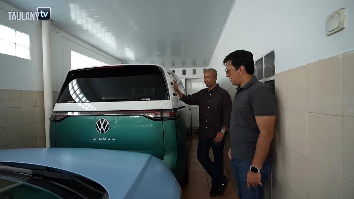 Potret rumah Fitra Eri