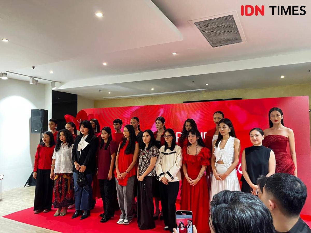 Media Gathering POND’S Age Miracle x Jakarta Fashion Week (JFW) 2026, bertajuk The Revival of Miracles di Dewi's Luxe Market, Plaza Indonesia, Jakarta Pusat pada Senin (20/10/2025) (IDN Times/Nisa Zarawaki)