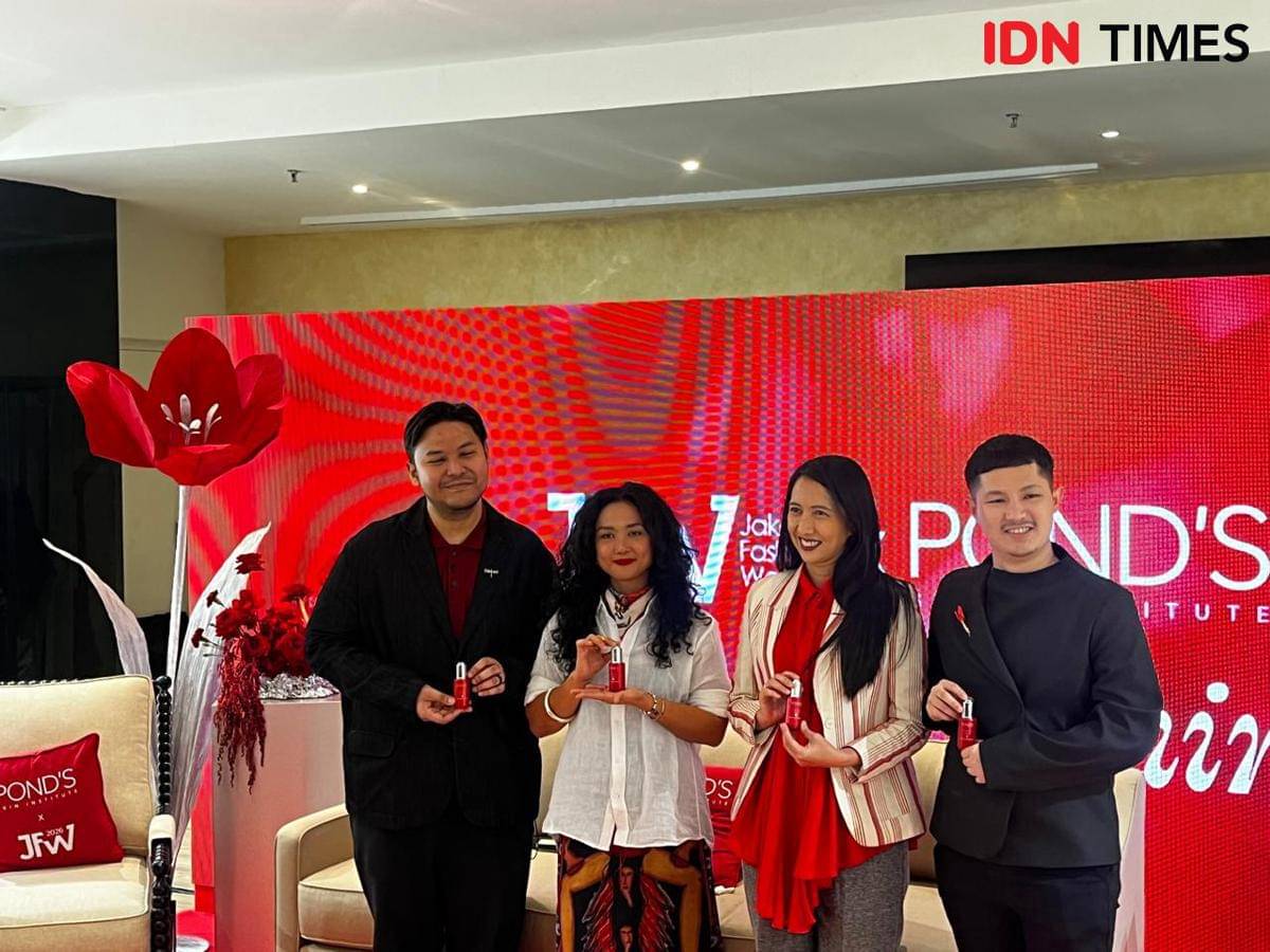 Media Gathering POND’S Age Miracle x Jakarta Fashion Week (JFW) 2026, bertajuk The Revival of Miracles di Dewi's Luxe Market, Plaza Indonesia, Jakarta Pusat pada Senin (20/10/2025) (IDN Times/Nisa Zarawaki)