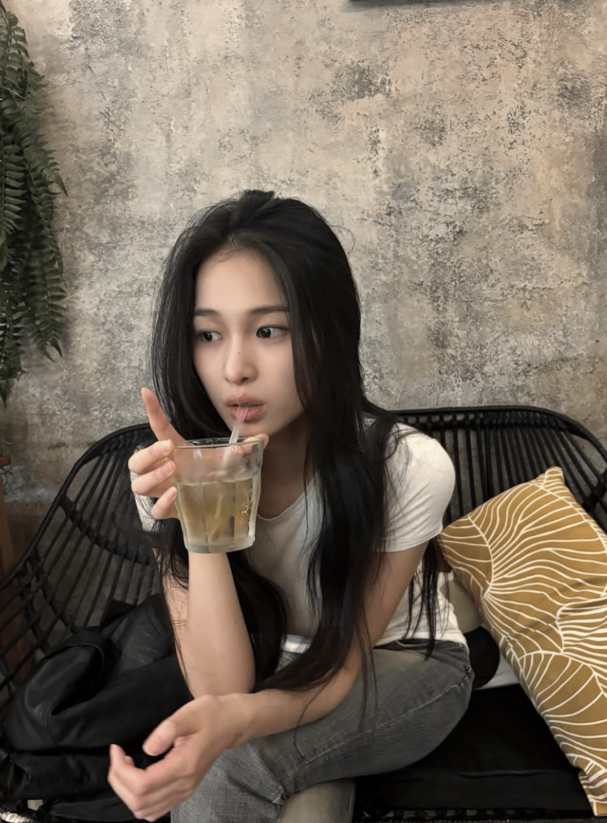 Han Ga Eul (instagram.com/hgaeul_)
