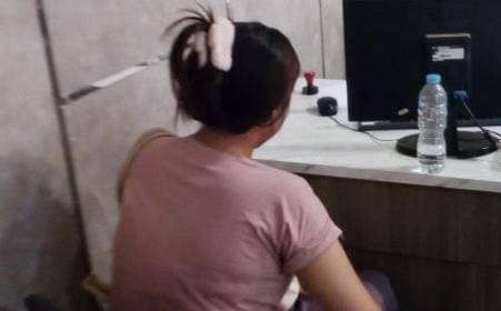 Ibu muda di Palembang berinisial PK (19) melapor ke polisi usai alami KDRT (Dok: Polrestabes Palembang)