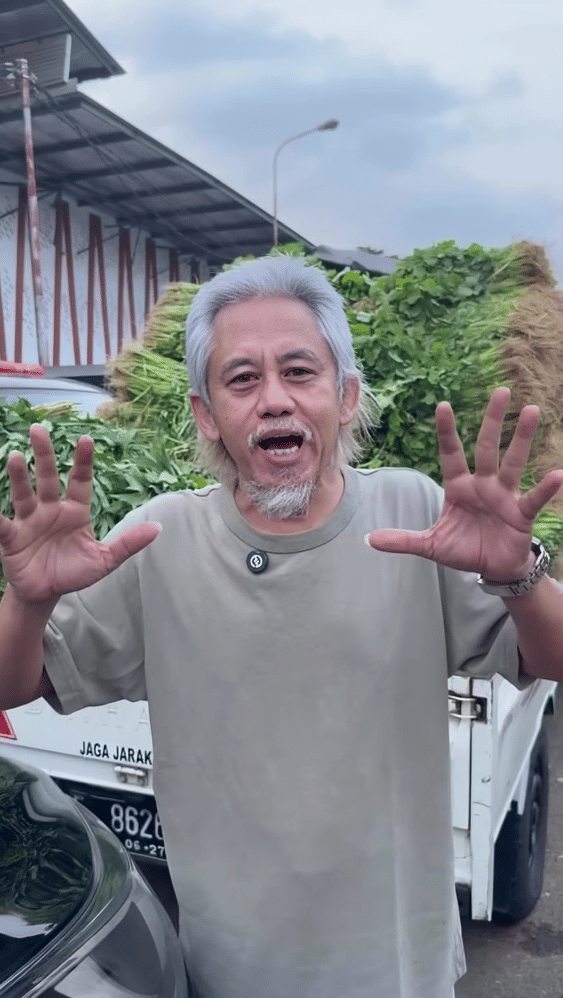 Epy Kusnandar borong selada airuntuk usaha jukut goreng