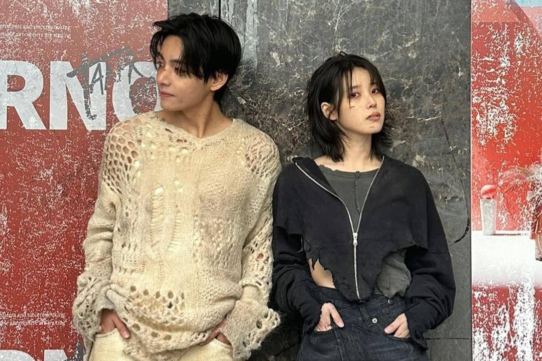 IU dan V BTS