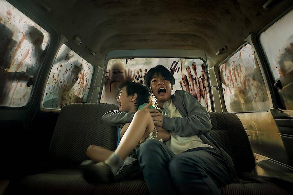 adegan dalam film Outside