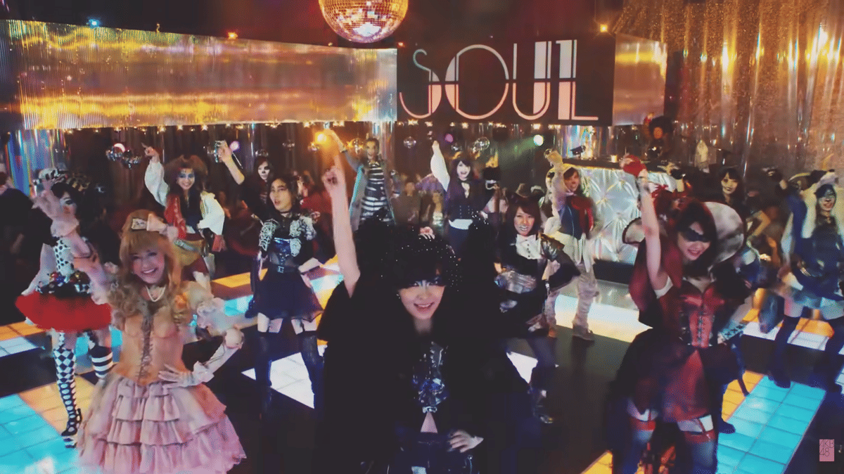 Cuplikan MV AKB48 - Halloween Night