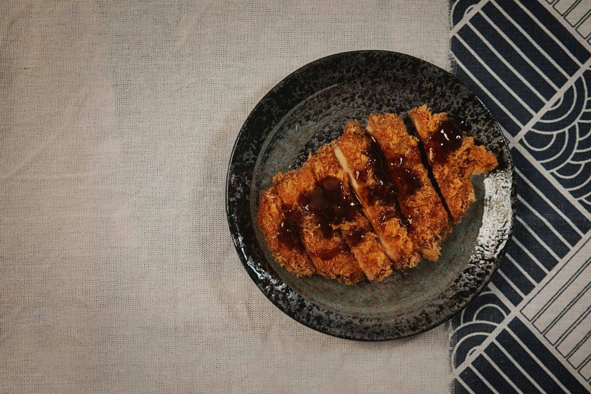 ilustrasi couscous-crusted salmon