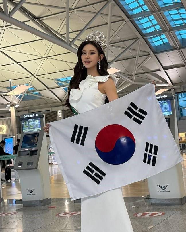 potret Choi Yunseo, Miss Earth Korea 2025