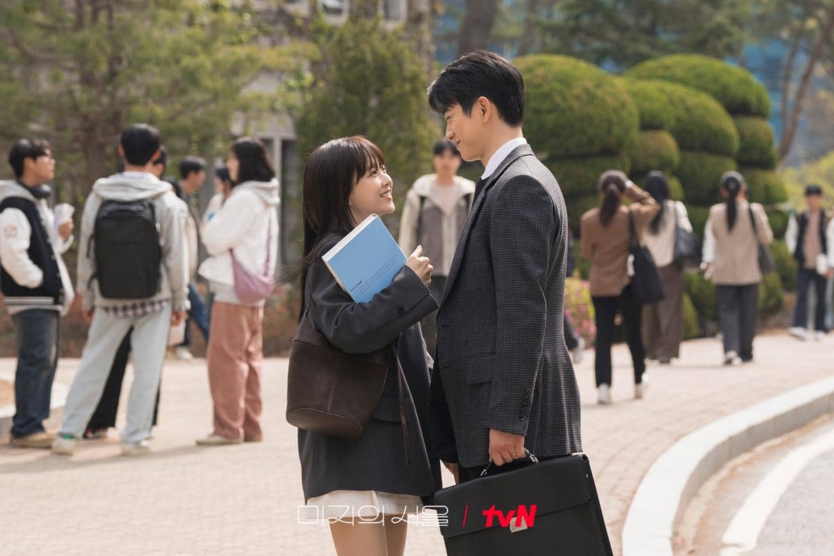 Park Bo Young dan Park Jin Young di Our Unwritten Seoul