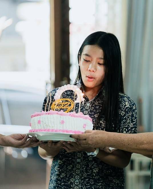Kejutan ulang tahun Cleo ke-11