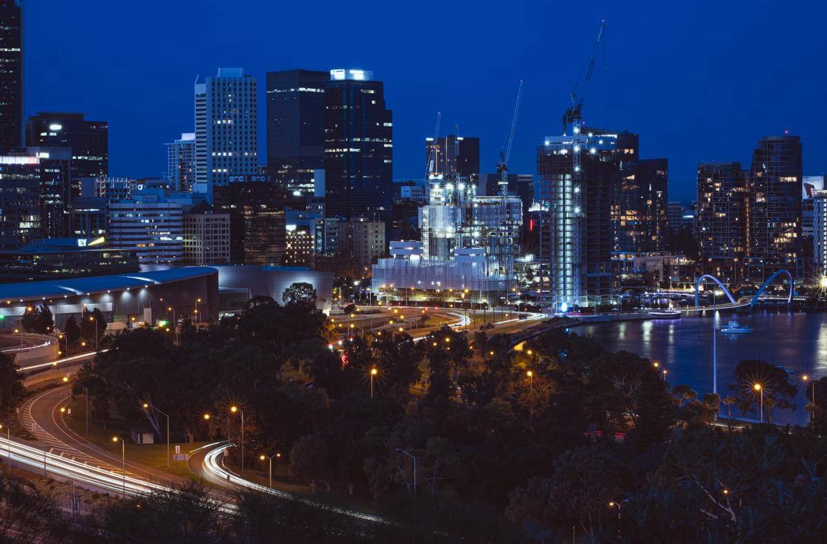 pemandangan malam kota Perth