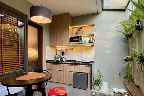 Dapur bergaya skylight