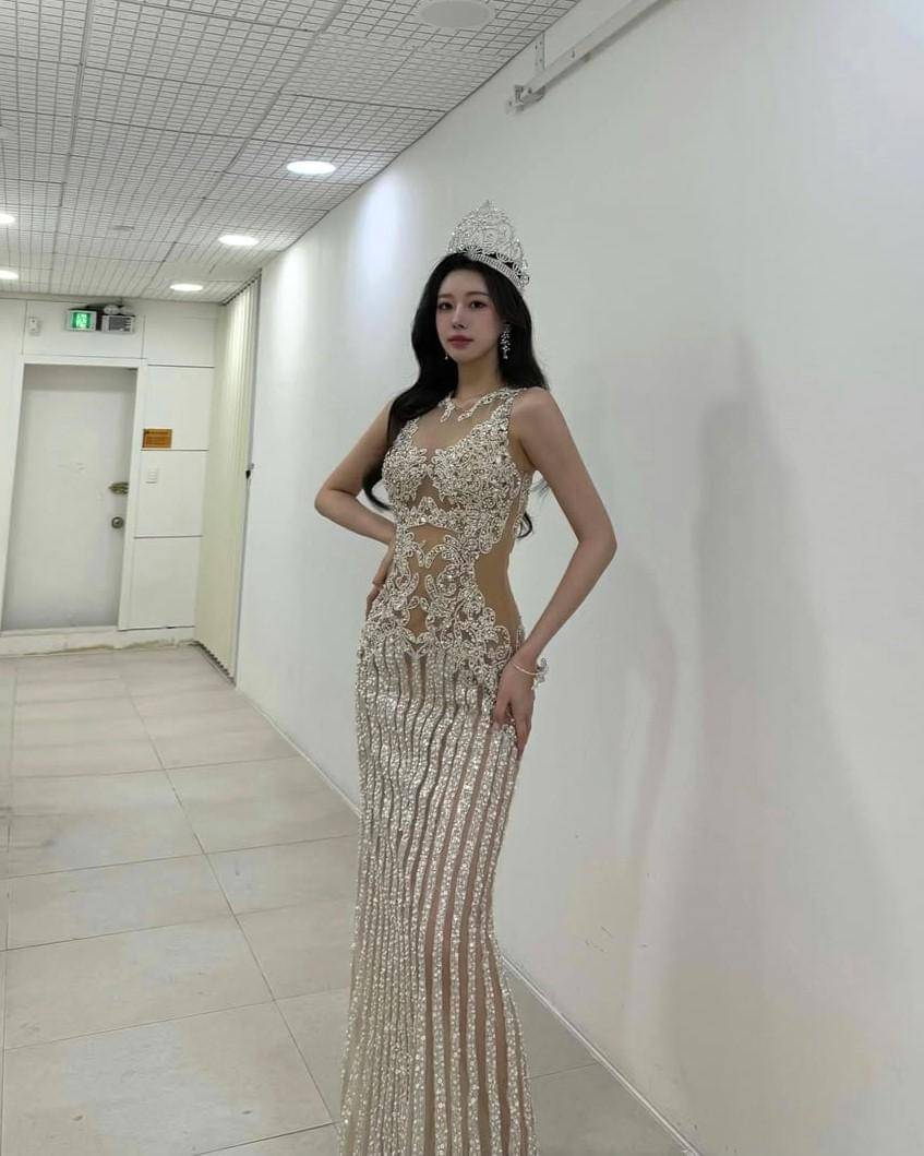 potret Choi Yunseo, Miss Earth Korea 2025