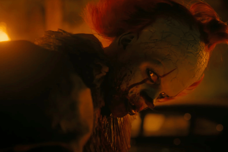 Pennywise dalam It: Welcome to Derry