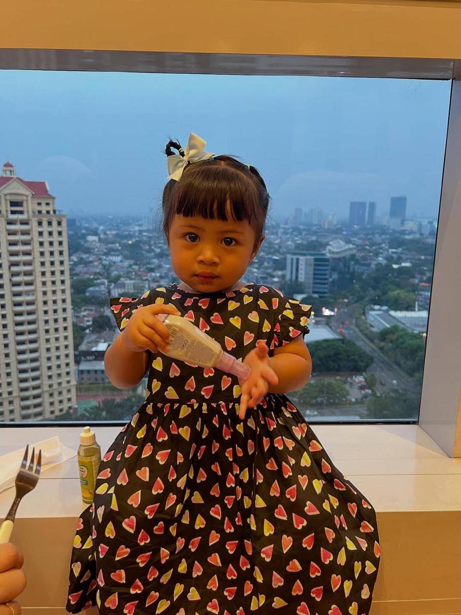 Ranaima dengan berbagai macam gaun