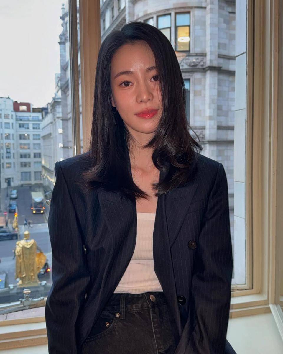 Potret lim Ji Yeon