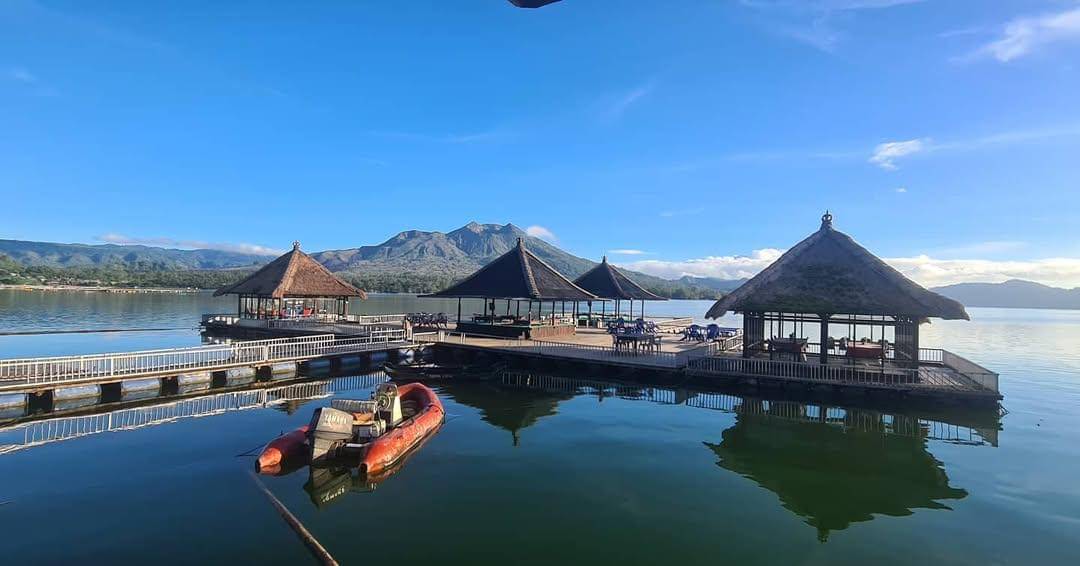 Resto Apung Kintamani