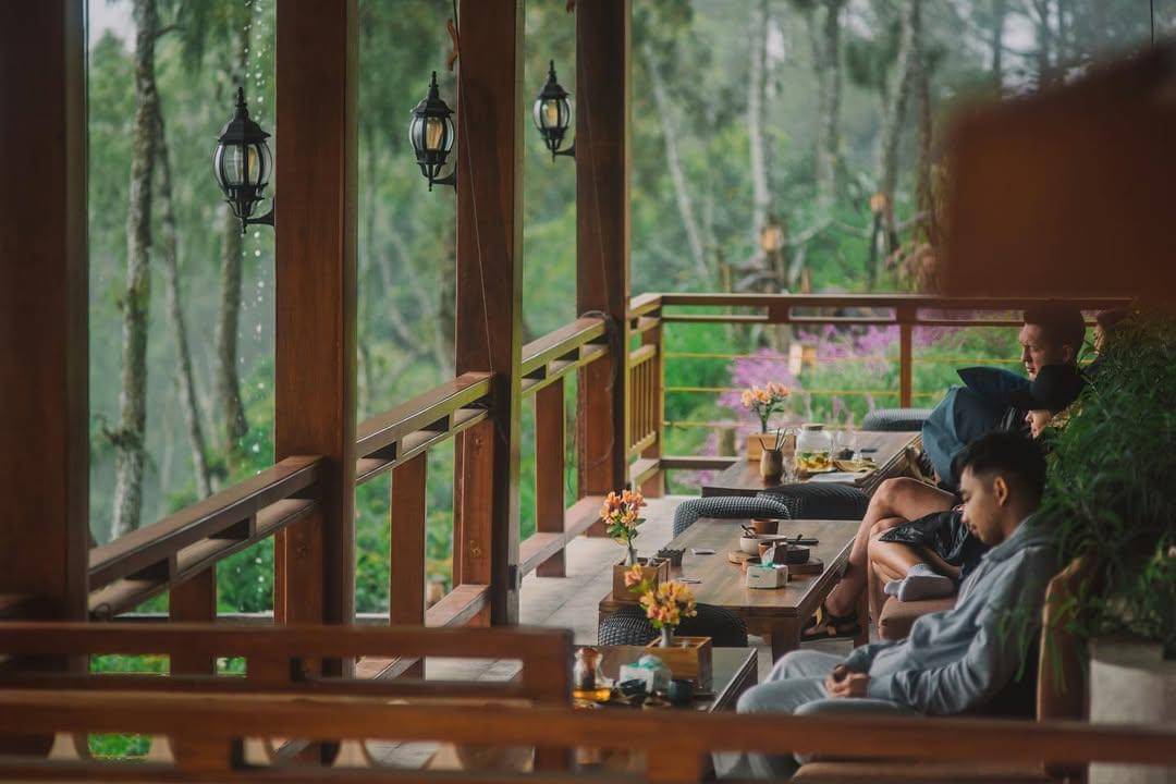 suasana di Alam Resto