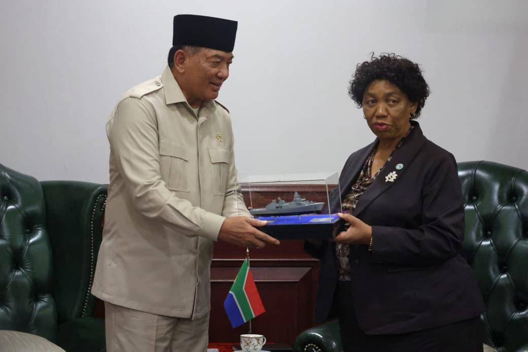 Menhan RI terima kunjungan Mengan Afrika Selatan