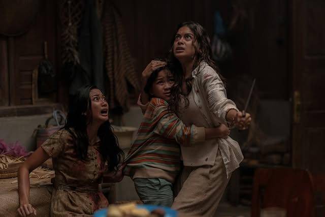 cuplikan film Abadi Nan Jaya (Instagram.com/kimostamboel)