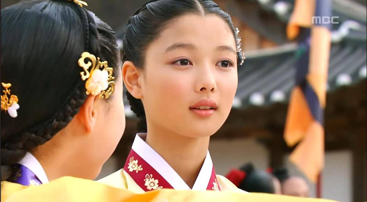 cuplikan drama The Moon Embraces the Sun